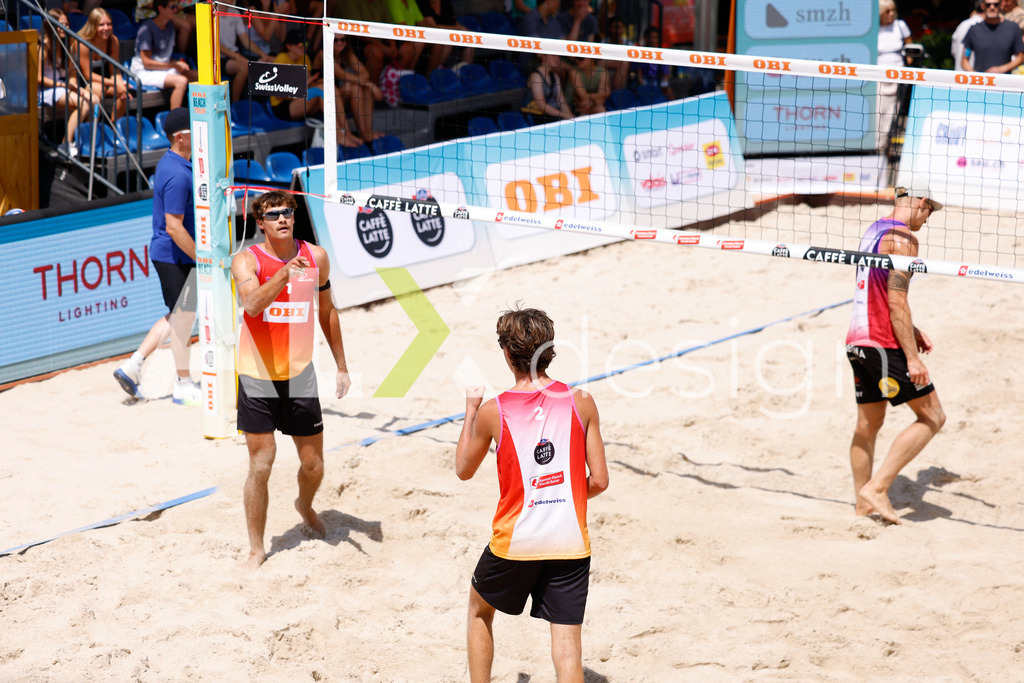 Obi BeachTour 2026 - Basel | BASEL, SWITZERLAND - JULY 17: DANIEL ALLEMANN (SUI) and SIMON LEFFLER (SUI) celebrating during the Obi BeachTour 2026 match between ALLEMANN / LEFFLER (SUI) and FURRER / WYMANN (SUI) at Barfüsserplatz on July 17, 2026 in Basel, Switzerland. - Realisiert mit Pictrs.com