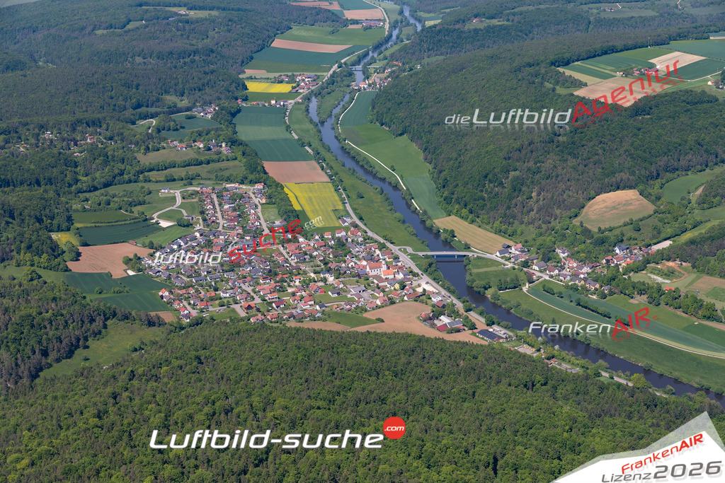 Das Luftbild der Stadt Duggendorf wurde 2021 vom Flugzeug heraus erstellt (keine Drohne) Aufnahmehöhe ca.450 Meter- hohe Bildauflösung und Druck-Qualität garantiert!
