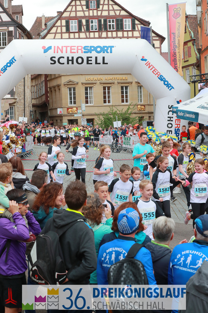 Stadtwerke Schüler und Jugendlauf 1,7km | 3koenigslauf 2022 Stadtwerke Schüler und Jugenlauf 1,7km - Realisiert mit Pictrs.com