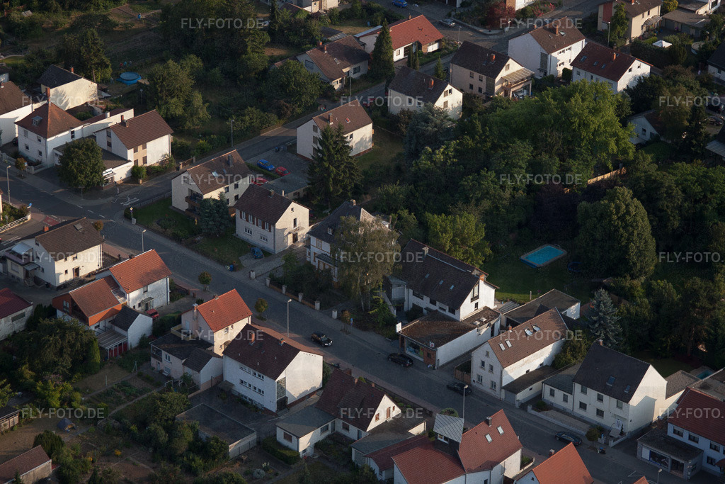 Vom-Stein-Straße | Luftbild: Vom-Stein-Straße im Ortsteil Dannstadt in Dannstadt-Schauernheim im Bundesland Rheinland-Pfalz in Deutschland. Foto: IMG_68997.jpg vom 24.06.2014 durch Werner Riehm/FLY-FOTO.de - Realisiert mit Pictrs.com