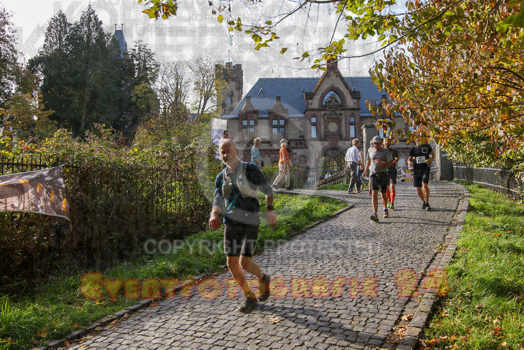 221030_1233_EV8_6388 | Sportfotografie im Rhein-Sieg Kreis, Köln, Bonn, NRW, Rheinland Pfalz, Hessen, etc. Unser Tätigkeitsfeld umfasst den Laufsport vom Volkslauf über den Marathon, Duathlon, Triathon bis zum Ultralauf wie Kölnpfad Ultra oder Schindertrail.
