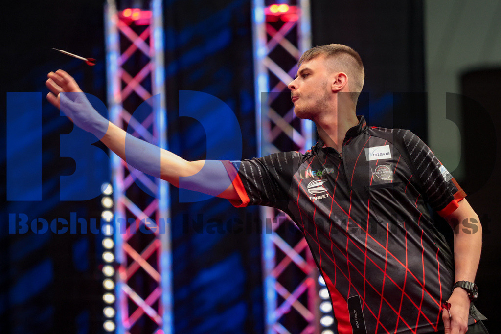 PDC European Darts Open 2024 | {headline}(Foto: Sebastian Sendlak / BOND) - Realisiert mit Pictrs.com