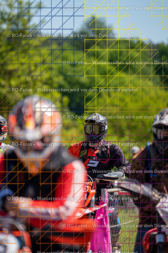 Wolfshausen 2 Lauf -99 | Sportfotografie von RO-Fotos: Motorsport, Motocross, Enduro, Laufveranstaltungen und Triathlon. Professionelle Fotos von Sportlern und Events. - Realisiert mit Pictrs.com