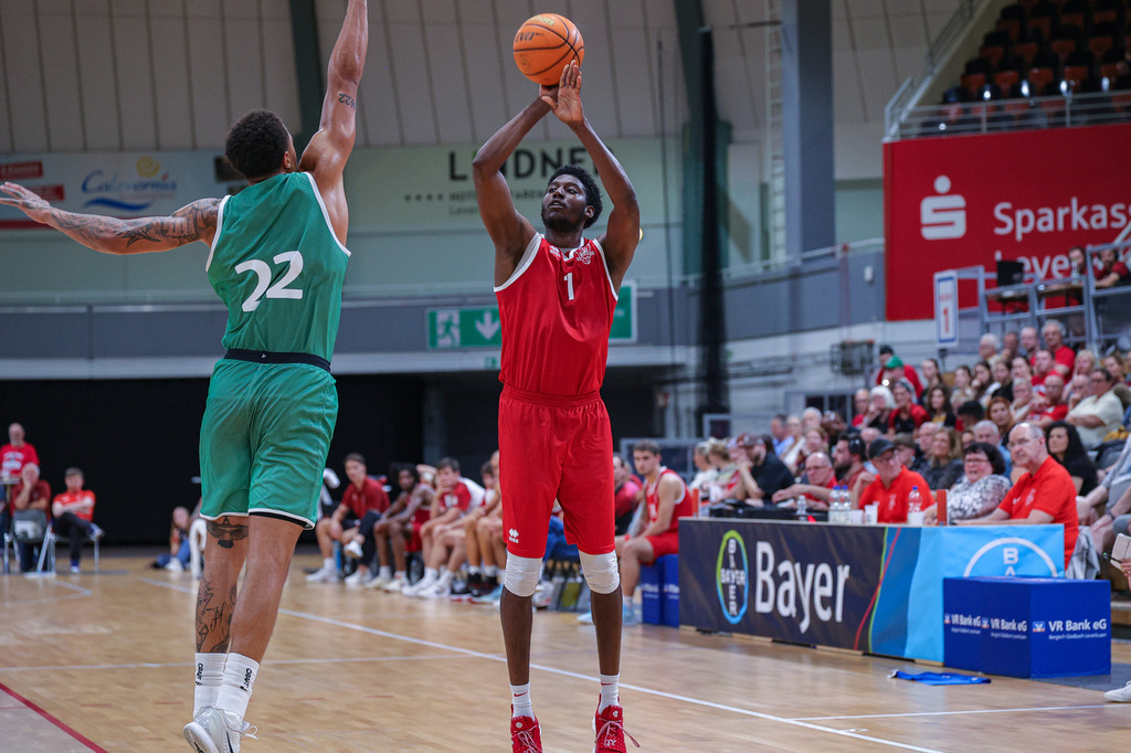 BAYER GIANTS vs VET-CONCEPT Gladiators Trier Test-110 | Fotos von Basketballspielen aus dem Raum NRW fotografiert von Gero Mueller-Laschet und Daniel Schaefer - Realisiert mit Pictrs.com