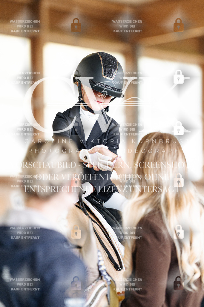 CK901958 | Turnierfotografie Pferdefotografie Trier Rheinland-Pfalz Pferdesport Reitsport Tierfotografie Sportfotografie Pferdevideo Pferdevideografie Equestrianvideography equestrianphotography  - Realisiert mit Pictrs.com