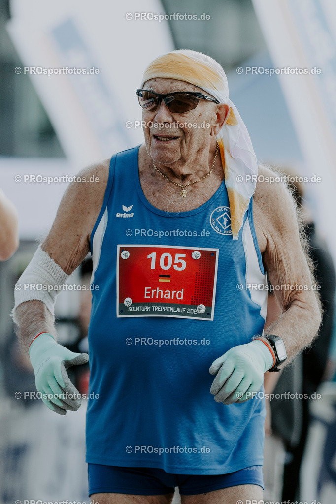 240825_Treppenlauf-122 | Professionelle Fotos Ihrer Laufsportveranstaltung.