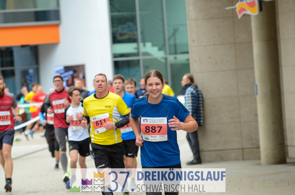 VR Bank Hauptlauf 10000m | 3 Koenigslauf 2023 - Realisiert mit Pictrs.com