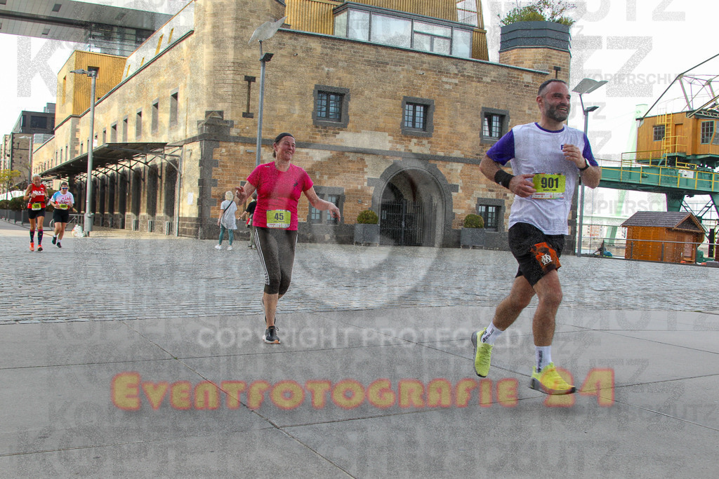 250920_1540_EV4_9409 | Sportfotografie im Rhein-Sieg Kreis, Köln, Bonn, NRW, Rheinland Pfalz, Hessen, etc. Unser Tätigkeitsfeld umfasst den Laufsport vom Volkslauf über den Marathon, Duathlon, Triathon bis zum Ultralauf wie Kölnpfad Ultra oder Schindertrail.