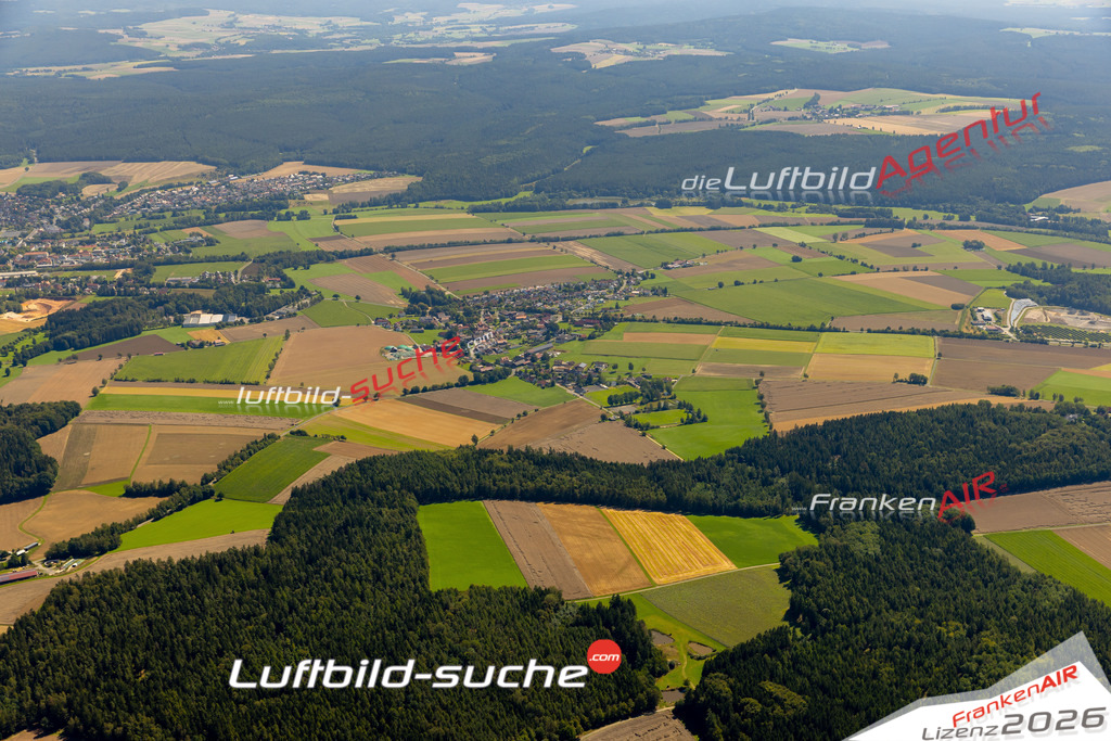 Das Luftbild zeigt : Kondrau Waldsassen - Die Luftaufnahme wurde 2023 vom UL-Flugzeug aus erstellt ( keine Drohne ) - Hochauflösende Luftaufnahme - Für grossformatige Ausdrucke geeignet. Die Geschenkidee !Mit Lizenz und Bildrechte bestellbar
