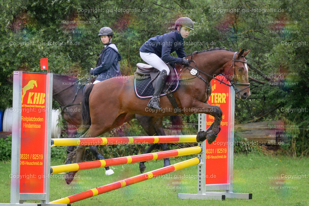 137_Pankratz_Laura_FS-Dolittle_A1_Springen_250802_10 | gis-fotografie