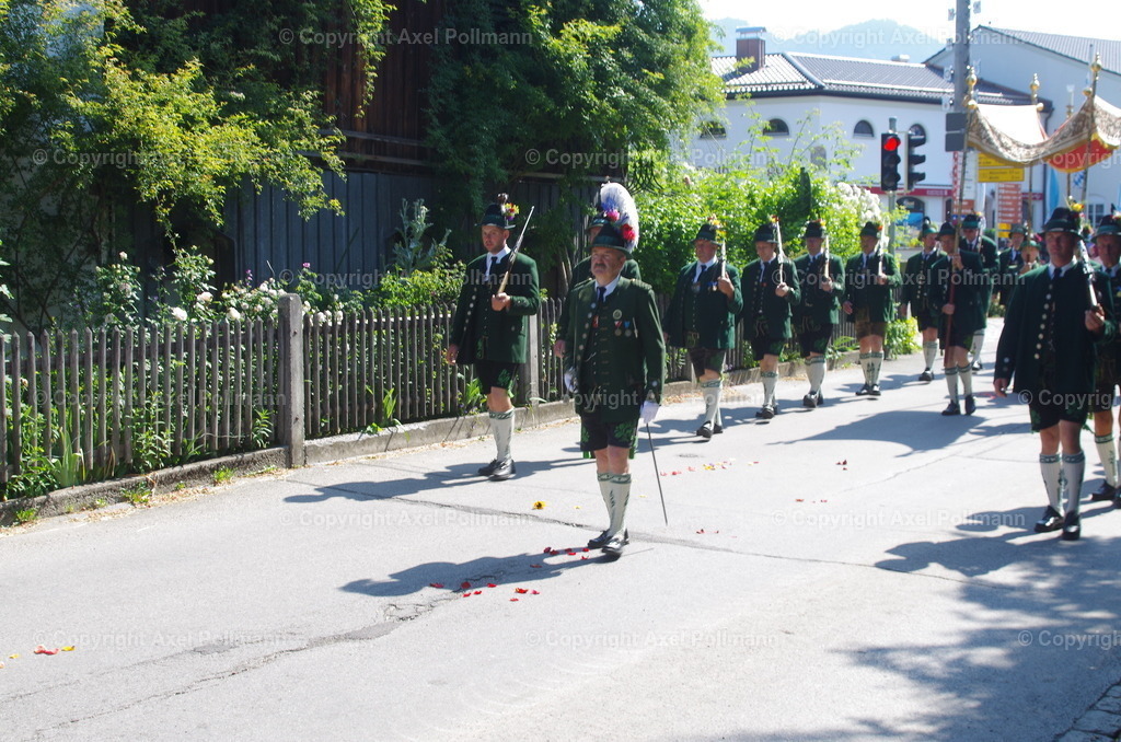IMGP4175 | fotografiert von Axel PollmannLeonhardi Wallfahrt Benediktbeuern und Murnau, Fronleichnam, Fasching, Landschaft im Loisachtal und Benediktbeuern  - Realisiert mit Pictrs.com