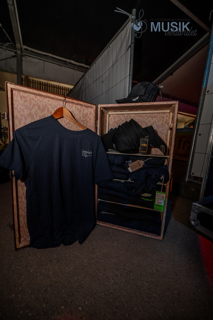 DSC_3691 | "Fussifoto.com – Ihr Ansprechpartner für hochwertige Fotografie! Entdecken Sie kreative Bilder und professionelle Dienstleistungen. Kontaktieren Sie uns für Ihre Projekte!"