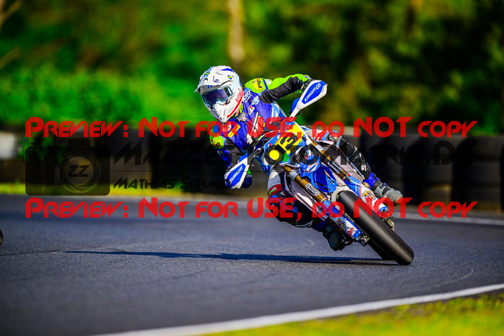 MaZZes_FotoMatrix_240510_6007705_7529 | S3