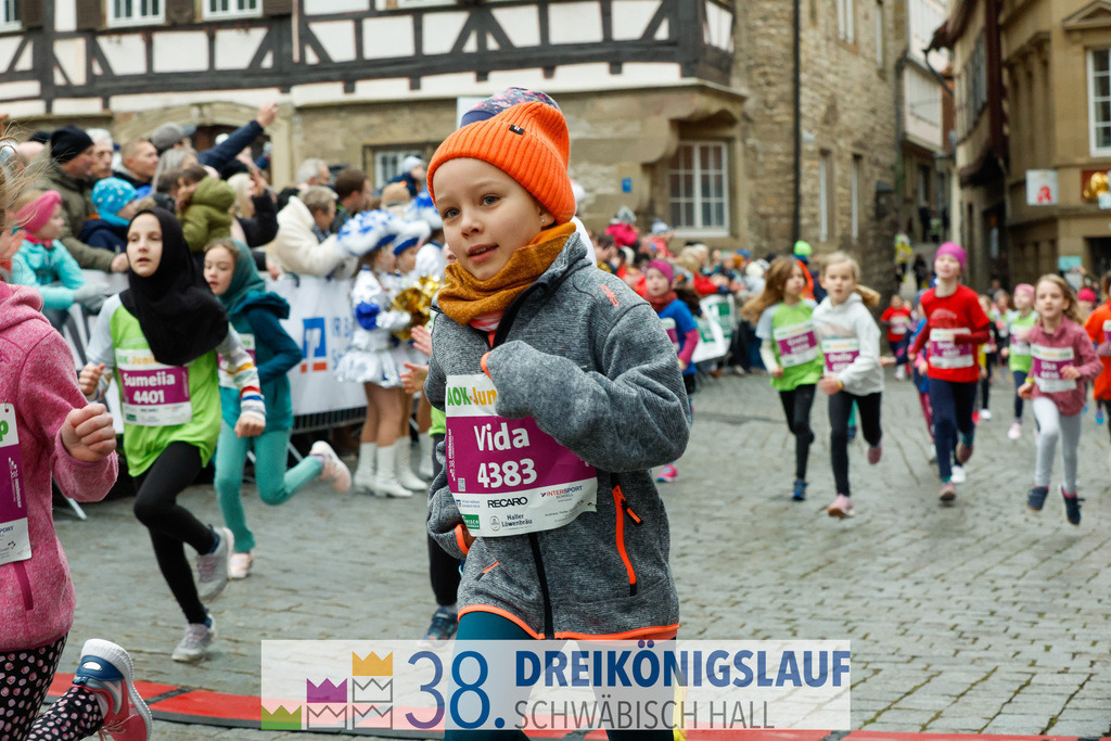 400m AOK Junior Cup | 3 Koenigslauf 2024 400m AOK Junior Cup - Realisiert mit Pictrs.com