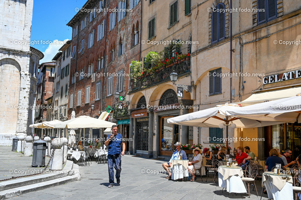 Italien_ Toscana_ Lucca_ 29.05.2024-65 | 29.05.2024, Italien, ITA, Toskana, Lucca im Bild Stadtansichten, Gebäude, Architektur, Touristen, Historisch, Souvenier, 


Lucca ist die Hauptstadt der Provinz Lucca in der Toskana. Sie liegt im Tal des Flusses Serchio etwa 20 km nordöstlich von Pisa und 20 km östlich der toskanischen Küste
Quelle: Wikipedia
