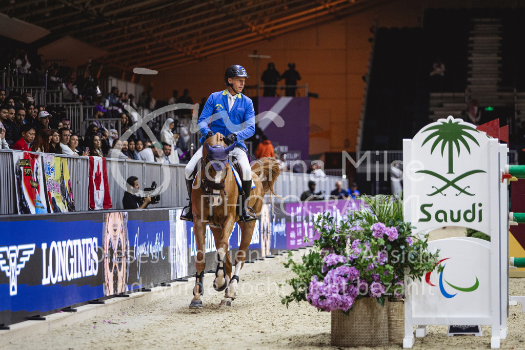 240417_Riyadh_Jumping-428 | Deine schönsten Turniermomente als professionelle Fotos! Entdecke hochwertige Pferdesport-Fotografie im Online-Shop. Jetzt Fotos finden & bestellen!
