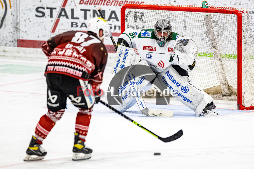 Bayernliga Eishockey, TSV Peißenberg Miners gegen TSV Erding am 30.12.22 in Peißenberg | Bayernliga Eishockey, TSV Peißenberg Miners gegen TSV Erding am 30.12.22 in Peißenberg
