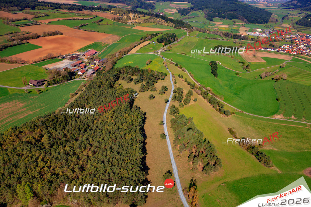 Die Luftaufnahme der Stadt Marktrodach wurde 2017 vom Flugzeug heraus erstellt ( keine Drohne )- hohe Auflösung für beste Qualität