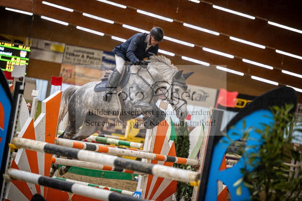 DOS_3648 | Entdecke hochwertige Reitturnierfotos von Foto Oger. Professionell, emotional und authentisch – jetzt Lieblingsmomente im Shop bestellen.Deutschlandweite Turnierfotografie. - Realisiert mit Pictrs.com