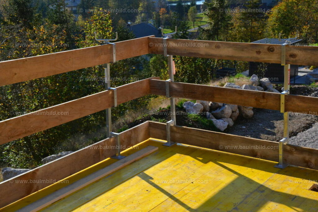 bib-lg04-betonarbeiten-0524 | Nach LV-Leistungsgruppen sortierte Detailfotos über den Bau eines Hauses. Alle Hausbau-Bilder direkt vom Urheber und Autor der Website Haus-Selber-Bauen.com