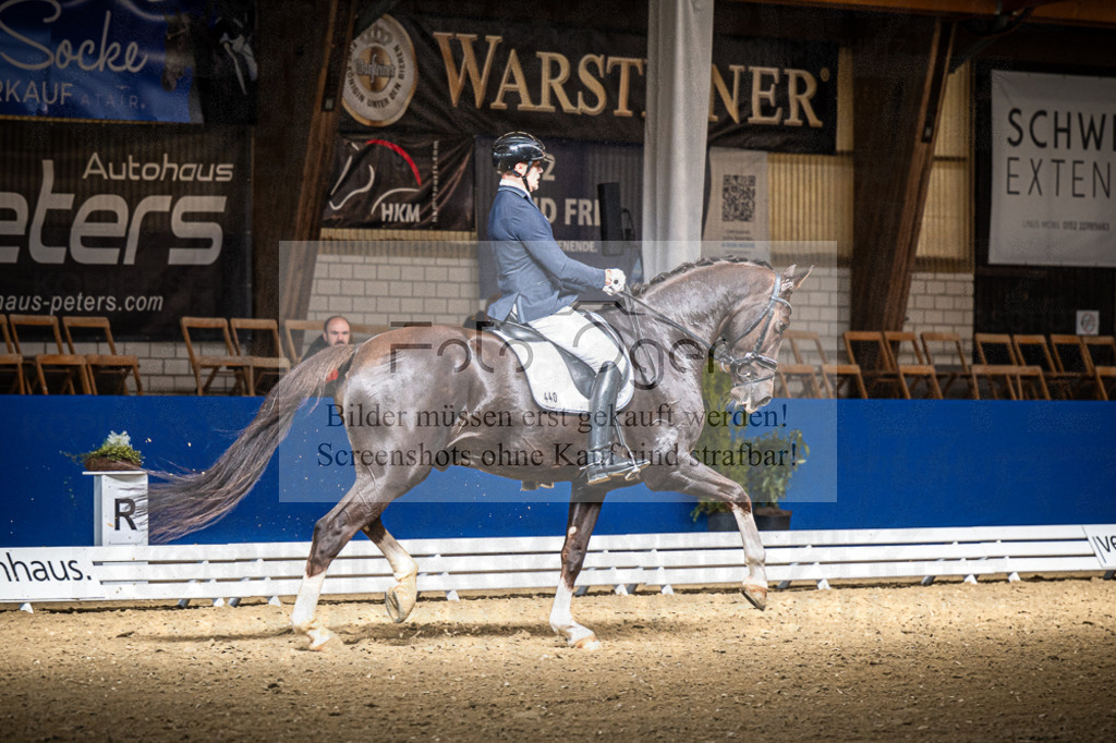 DOS_0060 | Entdecke hochwertige Reitturnierfotos von Foto Oger. Professionell, emotional und authentisch – jetzt Lieblingsmomente im Shop bestellen.Deutschlandweite Turnierfotografie. - Realisiert mit Pictrs.com