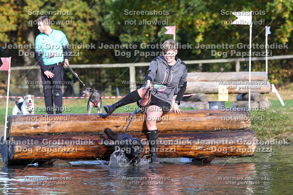 Dog Paparazzi - Strongdog 10-25-8613 | Dog Paparazzi Jeanette Grottendiek Fotografie & Videografie - Realisiert mit Pictrs.com