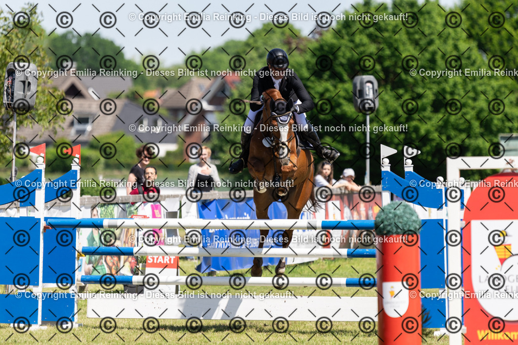 CL5A1212 | Emilia Reinking Fotografie - Realisiert mit Pictrs.com