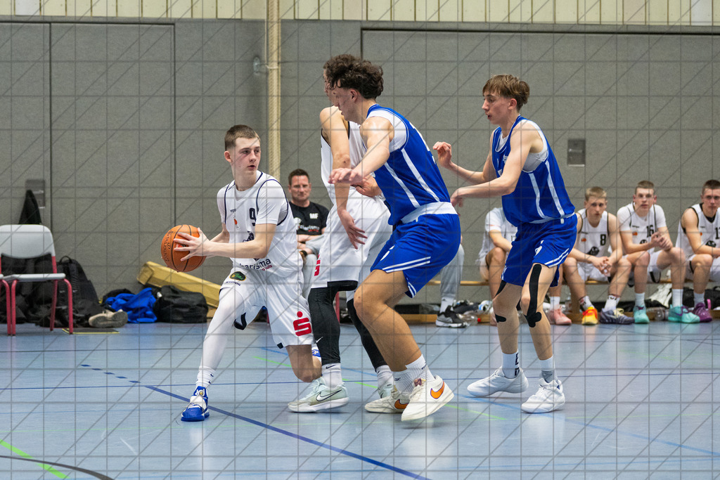 JBBL PlayOffs Nord 25/26 | Spieltag 16 | Charisma Young Bulls vs. Sience City Jena | 13.03.26: JBBL PlayOffs Nord 25/26 | Spieltag 16 | Charisma Young Bulls vs. Sience City Jena / Osnabrück / Deutschland  //   CREDIT:www.bullenfotos.de, Martin König, Hörner Weg 40, D-49078 Osnabrück, +4917663732967 // Nutzung und Weitergabe nur zu den vereinbarten Zwecken. Presseanfragen an Ersteller. Alle Rechte beim Ersteller. Honorierung nach MFM. - Realisiert mit Pictrs.com