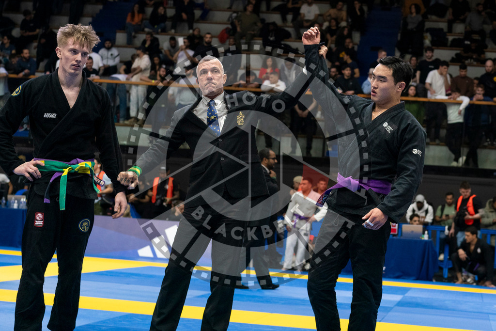 20240123PBB02049 | Fighters compete during the second day of the IBJJF European Championship in Paris, France, on January 23, 2024.