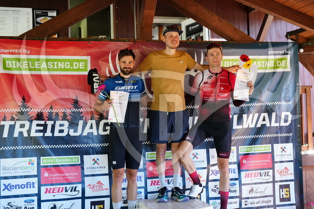 FC101077 | Fotogalerie der Treibjagd im Dunkelwald - Dein MTB Etappenrennen im Erzgebirge - Realisiert mit Pictrs.com
