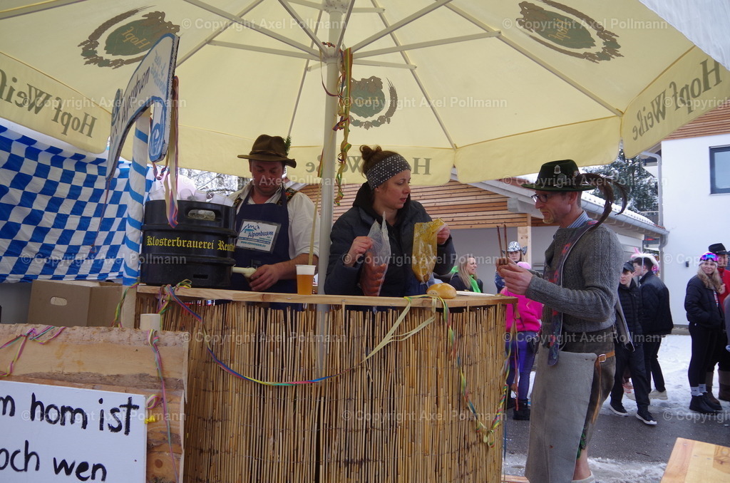 IMGP2265 | fotografiert von Axel PollmannLeonhardi Wallfahrt Benediktbeuern und Murnau, Fronleichnam, Fasching, Landschaft im Loisachtal und Benediktbeuern  - Realized with Pictrs.com