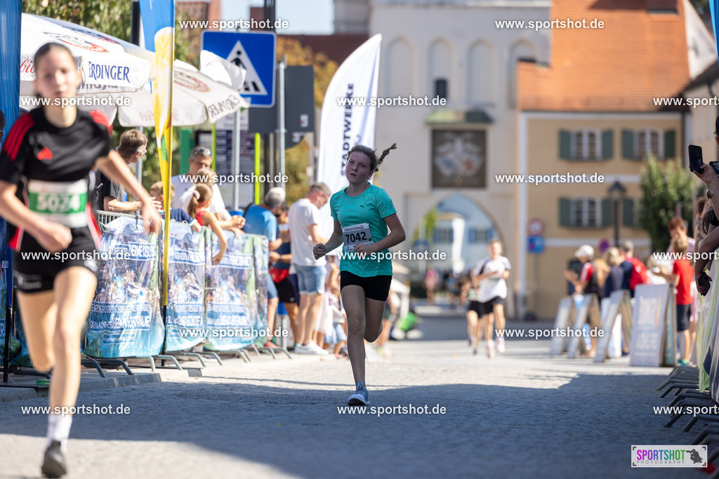 VJ__3638 | Stadtlauf Erding 2025 #stadtlauferding #erdingstadtlauf #stadtlauf_erding #laufmotivation #trisporterding #yourpictrs #sportshot_your_pictrs