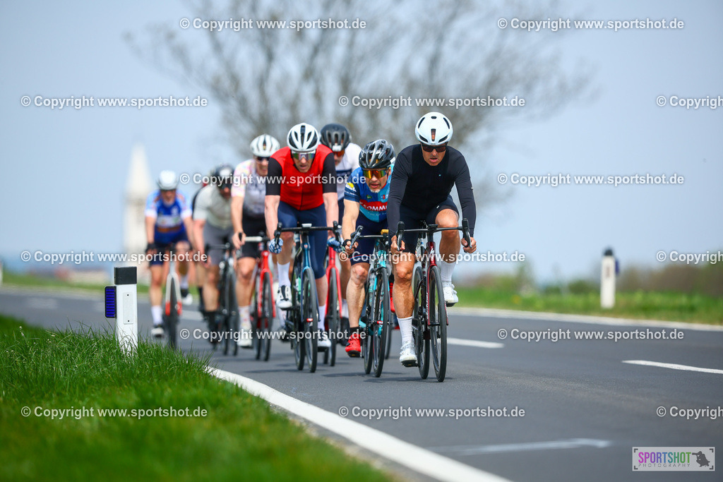 170_TRA56282 | Neusiedlersee Radmarathon 2026@sportshot_your_pictrs #yourpictures#roadtowm2029 #nrm #neusiedlerseeradmarathon #neusiedlersee #neusiedlerseetourismus #burgenland #mörbisch #nrm26 #burgenlandtourismus #voglundco #poweredbyburgenlandtourismus #radsport #rad #marathon #ucigranfondo #visitburgenland #ucigranfondoworldseries