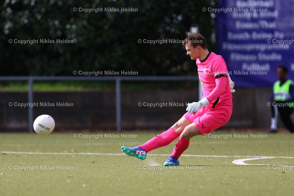 NH_TSVSasel_FCSuederelbe_OberligaHamburg_03042026 | #1 Felix Burdzik (FC Süderelbe)Fußball I Herren I Gamesright Oberliga Hamburg I Saison 2025-2026  I 18. Spieltag I TSV Sasel - FC Süderelbe I 03.04.2026 I Sportplatz Parkweg