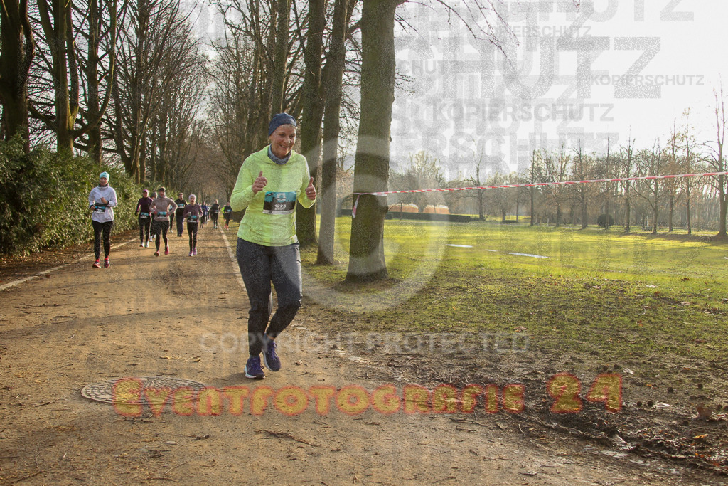 241231_1023_EV4_4106 | Sportfotografie im Rhein-Sieg Kreis, Köln, Bonn, NRW, Rheinland Pfalz, Hessen, etc. Unser Tätigkeitsfeld umfasst den Laufsport vom Volkslauf über den Marathon, Duathlon, Triathon bis zum Ultralauf wie Kölnpfad Ultra oder Schindertrail.
