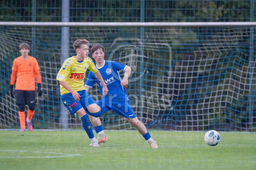_BLR3884 | Professionelle Fußball- und Sportfotografie. Spielbilder online ansehen und kaufen – Einzelbilder oder komplette Galerien in hoher Qualität.