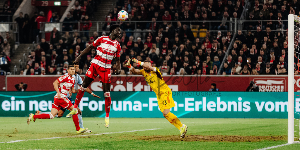 2. Bundesliga, Saison 2023/24, 25. Spieltag: Fortuna Düsseldorf - Hamburger SV | Düsseldorf, 08.03.2024: 2. Bundesliga, 25. Spieltag, Fortuna Düsseldorf gegen Hamburger SV in der Merkur Spiel-Arena in Düsseldorf. Foto: sportfotografie.ms | Markus Paletta - Realisiert mit Pictrs.com