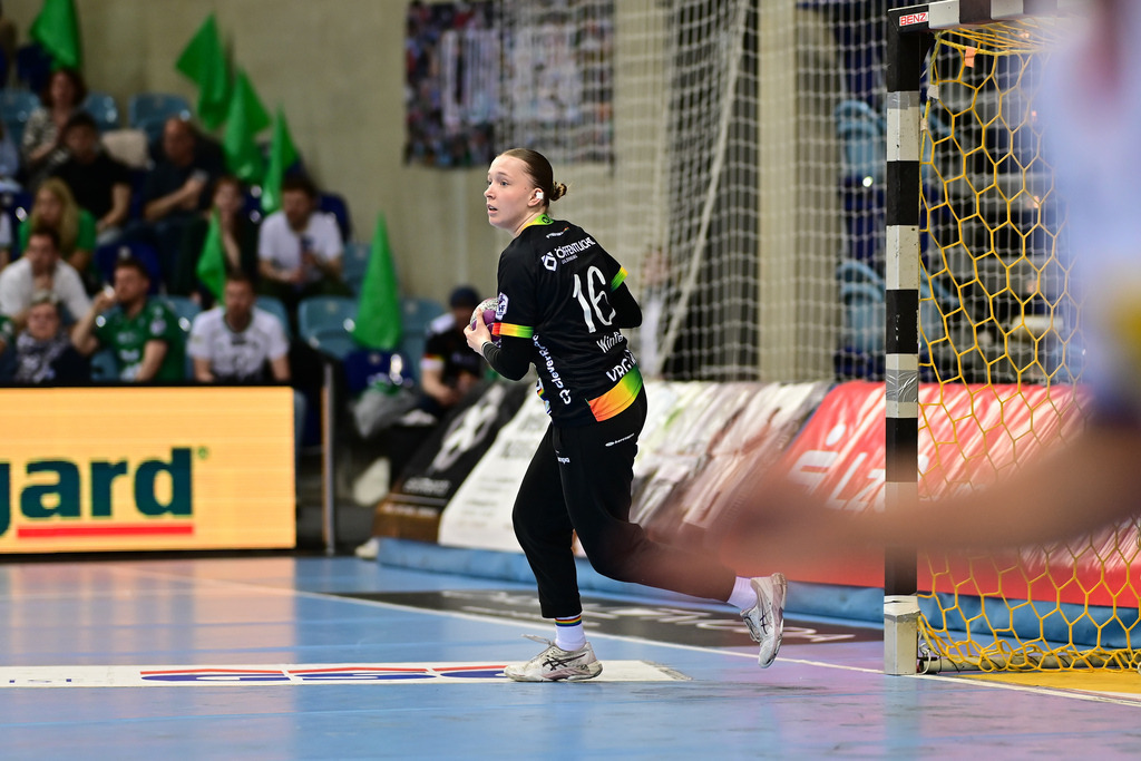 Handball I Frauen I Saison 2024-2025 I 1. HBF I Play-Off I Viertelfinale I VfL Oldenburg - HSG Blomberg-Lippe | Der Sportfotograf. - Realisiert mit Pictrs.com