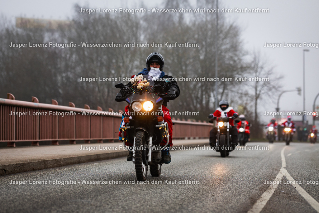 X-Mas Ride I Kiel I 2025 | Jasper Lorenz Fotografie - Realisiert mit Pictrs.com