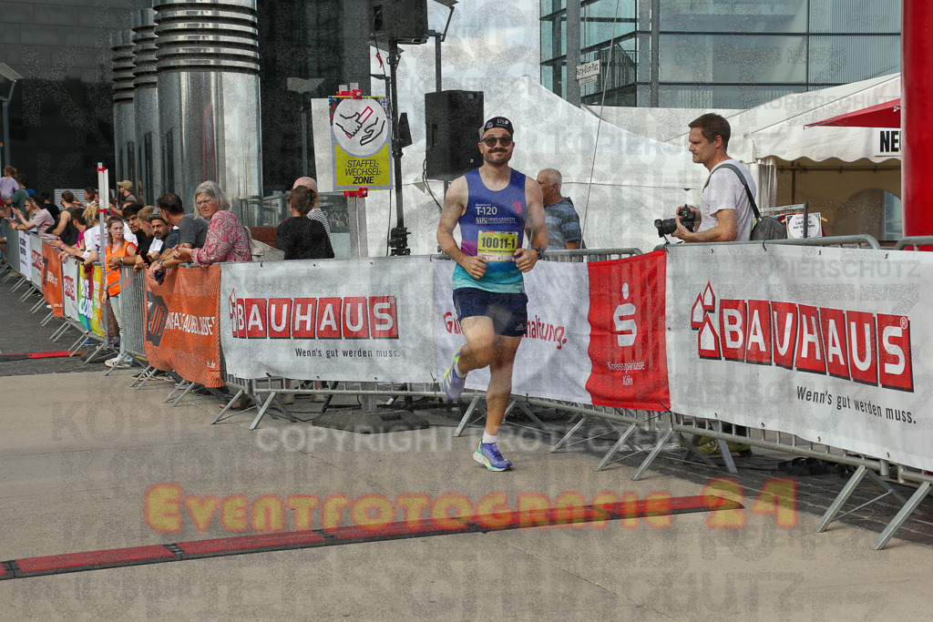 250920_1510_EX1_8468 | Sportfotografie im Rhein-Sieg Kreis, Köln, Bonn, NRW, Rheinland Pfalz, Hessen, etc. Unser Tätigkeitsfeld umfasst den Laufsport vom Volkslauf über den Marathon, Duathlon, Triathon bis zum Ultralauf wie Kölnpfad Ultra oder Schindertrail.