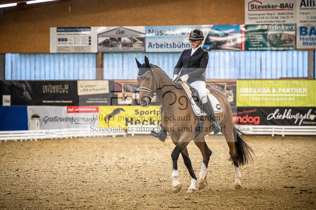 DOS_1100 | Entdecke hochwertige Reitturnierfotos von Foto Oger. Professionell, emotional und authentisch – jetzt Lieblingsmomente im Shop bestellen.Deutschlandweite Turnierfotografie. - Realisiert mit Pictrs.com
