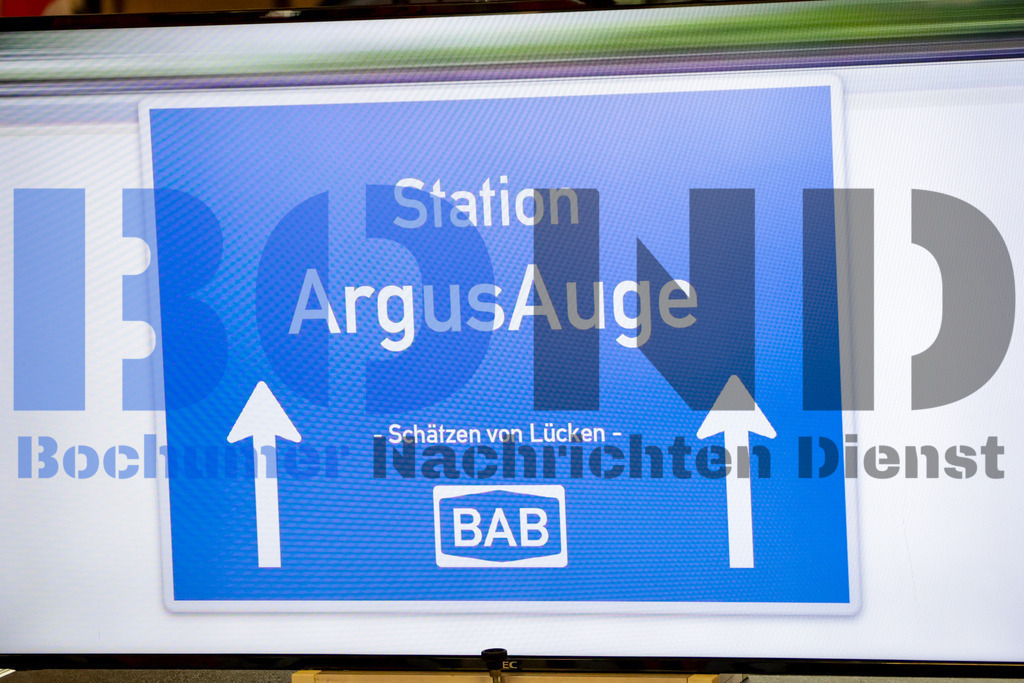 Sicherheitsparcours bei der Autobahn GmbH des Bundes {date} -  | {headline}



(Foto: Sebastian Sendlak / BOND)

 - Realisiert mit Pictrs.com