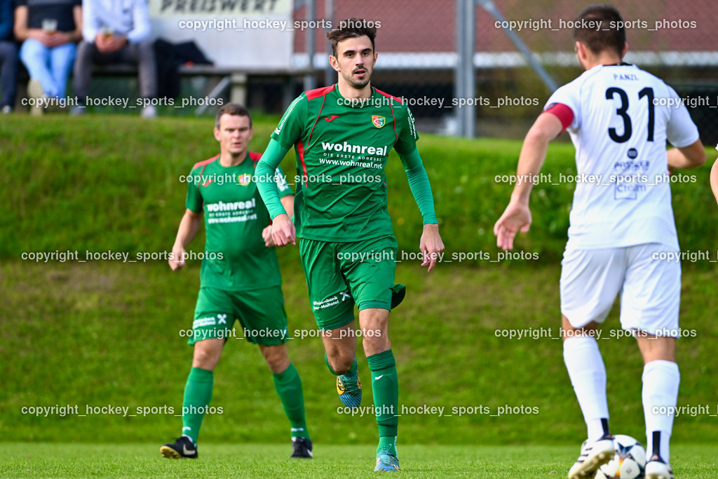 FC ASKÖ Gmünd vs. Union Matrei  | #9 Juro Kovacic FC Gmünd, #10 Jonathan Panzl Matrei, FC ASKÖ Gmünd vs. Union Matrei , FC ASKÖ Gmünd vs. Union Matrei  am 21.09.2024 in Gmünd (Sportplatz Gmünd), Austria, (Photo by Bernd Stefan)