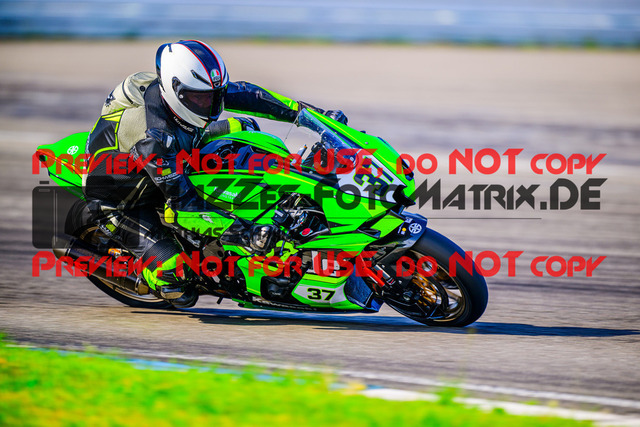 MaZZes_FotoMatrix_240520_6021986_2827 | WEISS