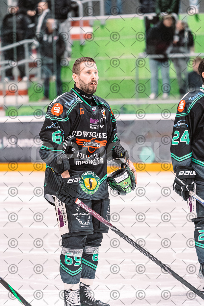 Alligators_vs_Memmingen_05_12_2025-040 | Höchstadt Alligators Fotogalerie: Eishockey-Action aus Franken. Professionelle Spielfotos, Portraits & Stadionbilder zum Download. Jetzt entdecken! - Realisiert mit Pictrs.com