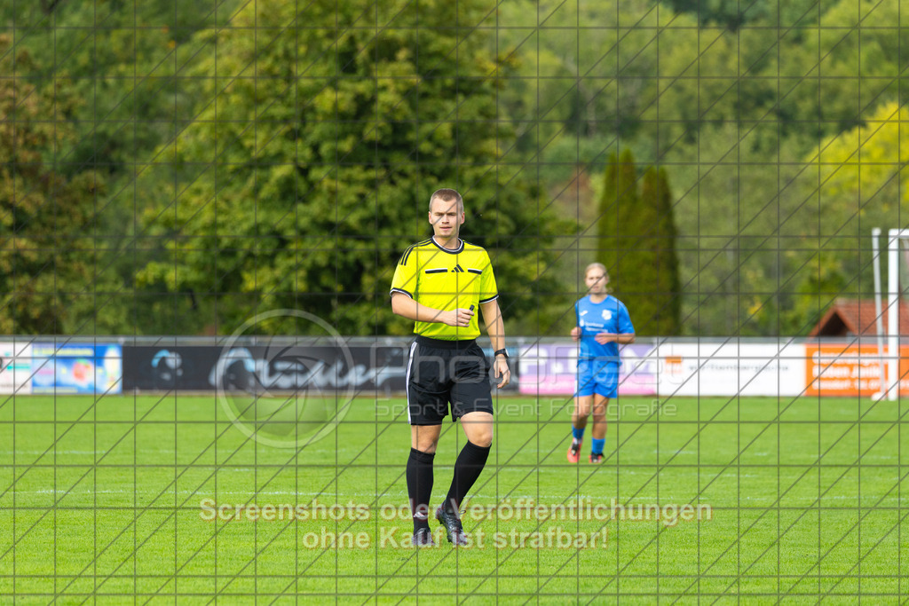 20261010_141401_0332_(c)_by_PhotoPeet | #,1.FC Donzdorf (schwarz) vs. SC Sand (blau), Fußball, EnBW-Oberliga B -Juniorinnen, 05. Spieltag, Saison 2026/2027, Rasenplatz Lautertal Stadion, Süßener Straße 16, 73072 Donzdorf, 10.10.2026 - 14:00 Uhr,Foto: PhotoPeet / Sport- &amp; Eventfotografie / Peter Harich