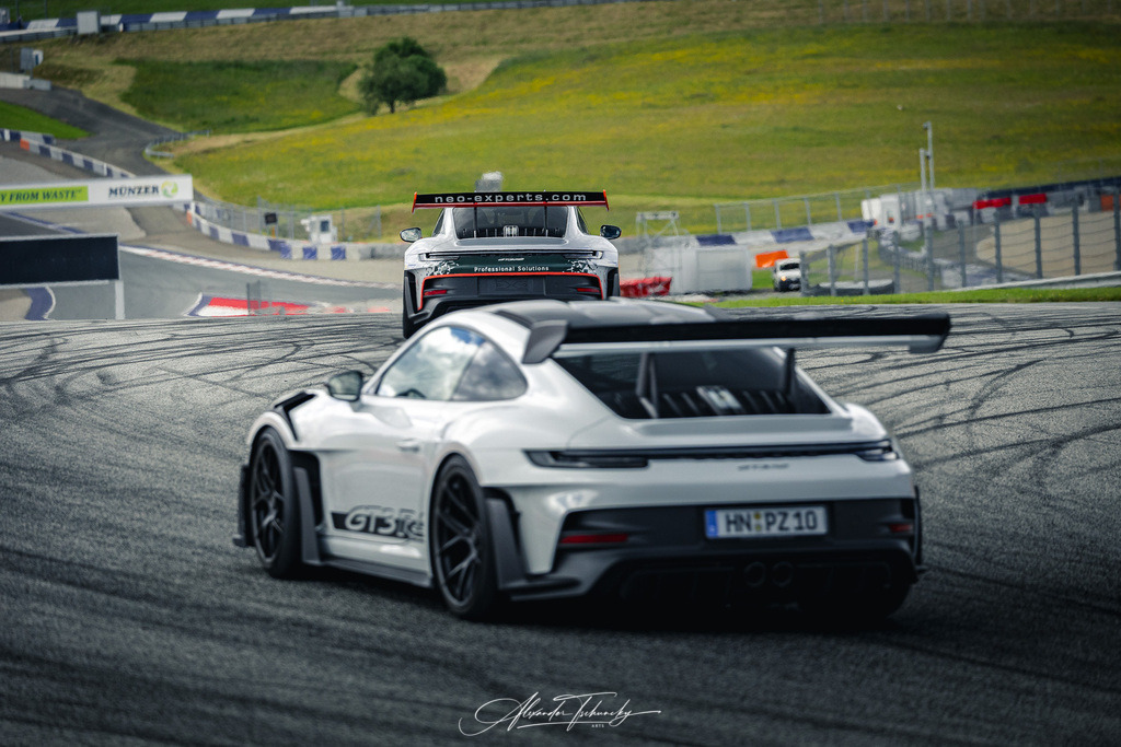 R6PZ2597 _Alexander Tschuncky | Entdecken Sie die faszinierende Welt von Alexander Tschuncky Arts: Kreative Fotografie, atemberaubende Automobilkunst und hochwertiger Bilderdruck. Lassen Sie sich inspirieren! - Realisiert mit Pictrs.com