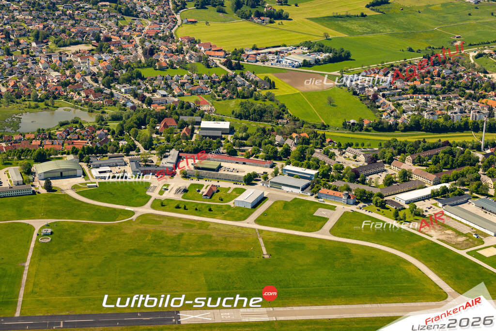 Das Luftbild zeigt :  Kaufbeuren - Die Luftaufnahme wurde 2024 vom UL-Flugzeug aus erstellt ( keine Drohne ) - Hochauflösende Luftaufnahme - Für grossformatige Ausdrucke geeignet. Die Geschenkidee !Mit Lizenz und Bildrechte bestellbar
