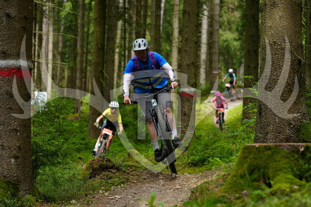 FC100413 | Fotogalerie der Treibjagd im Dunkelwald - Dein MTB Etappenrennen im Erzgebirge - Realisiert mit Pictrs.com