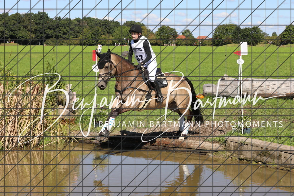 AZ2A0122 | Benjamin Bartmann Photomoments